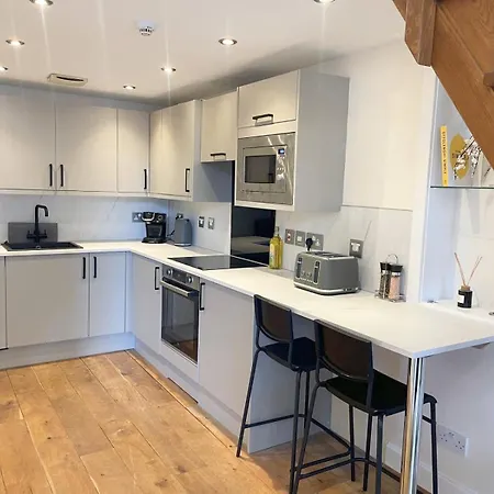 One Bed Maisonette In Centre Portland Square Апартаменты Бристоль