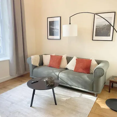 One Bed Maisonette In Centre Portland Square *
